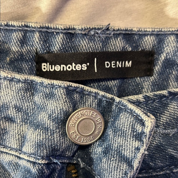 Bluenotes Two-Tone Denim Jeans - Picture 2 of 6